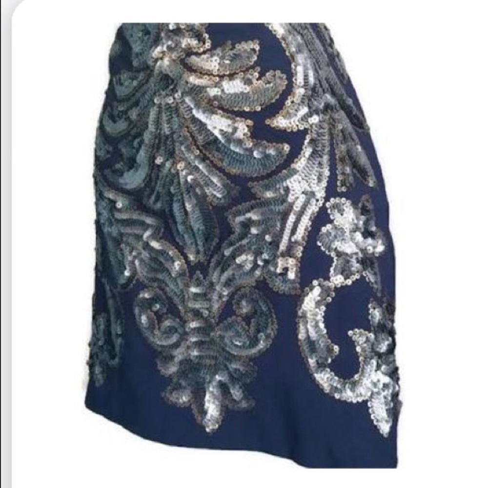 Brand new navy blue sequins skirt/medium: 6-10